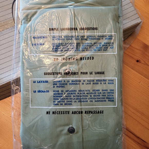 Vintage Men’s Permanent-press Dress Shirt. Green. Large 16-16 1/2. NWT - Picture 4 of 5